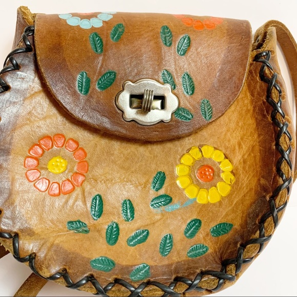 Tooled Leather Boho Hippie 70’s Small Flower Power Braided Purse Swivel Closure - Picture 2 of 13